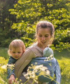 easy babywearing with newborn and toddler
