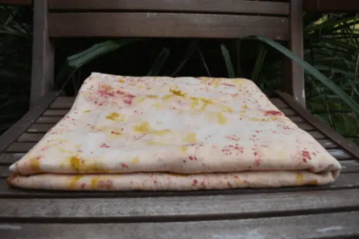 colorful-baby-blanket-made-of-organic-cotton-footprint-of-nature