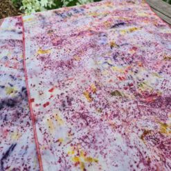 baumwolle-schal-nachhaltig-gefaerbt-kleines-universum