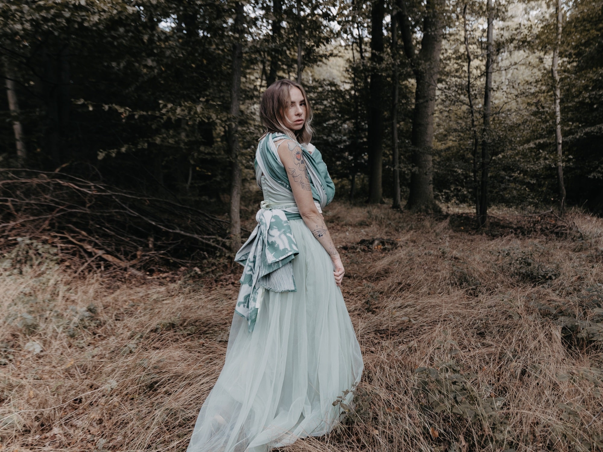 Die Magie des Bondings: Warum das Tragetuch mehr ist als ein Transportmittel