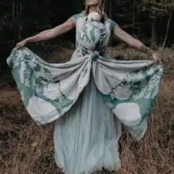 green-white-babywearing-sling-made-of-cotton-elephant-right-way-to-carry-your-baby-carrier