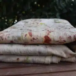 helles-tragetuch-aus-hanf-pflanzen-zauberwald-mariblum-babytragen-zauberwald