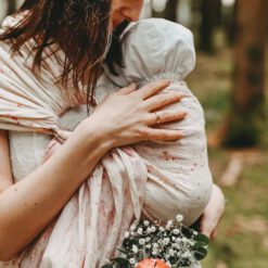 ring-sling-aus-hanf-baby-richtig-tragen-trageberatung-kiss-from-a-rose